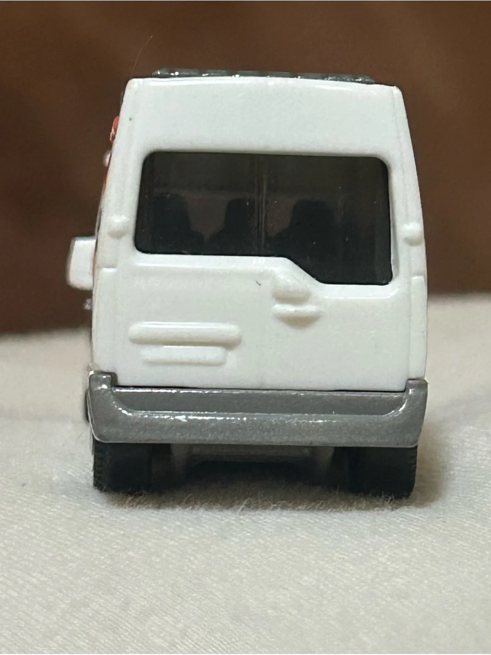 Matchbox Renault Master Ambulance (MB865) - White/Red MBX First Responders